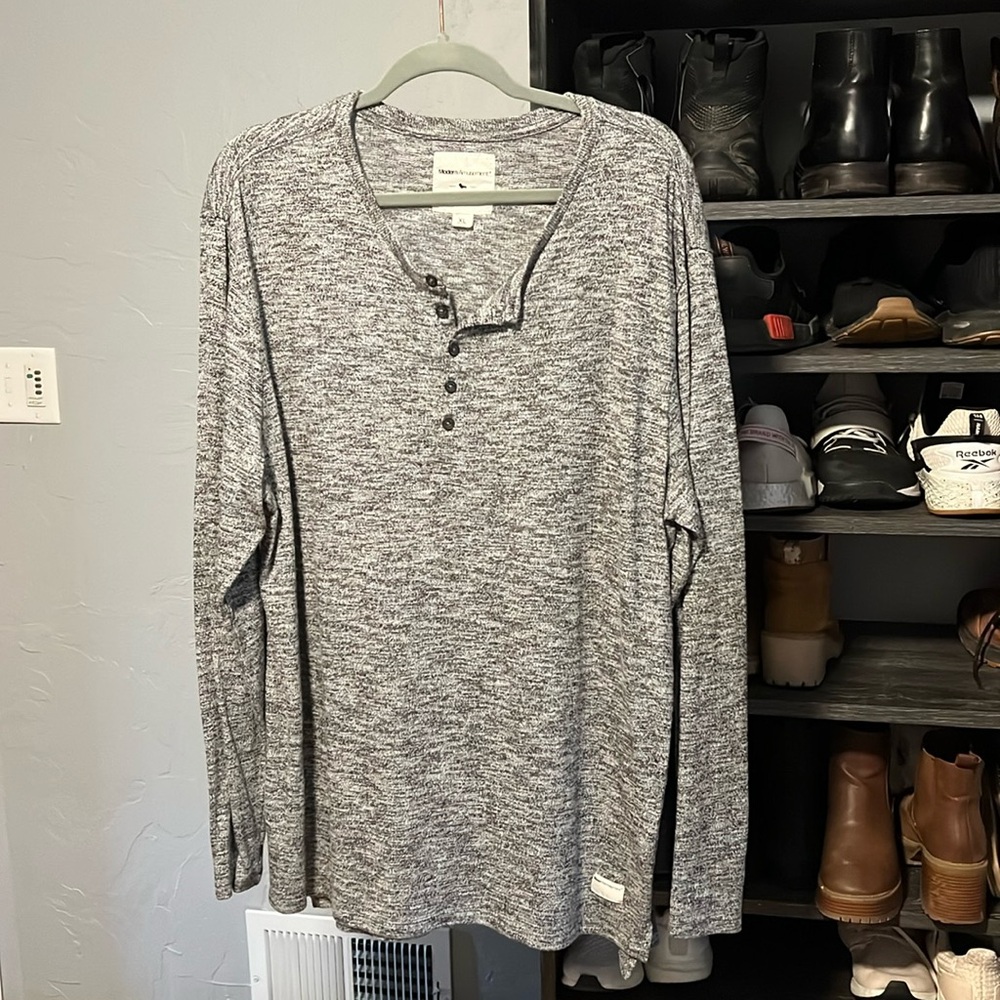 Gray long sleeve
